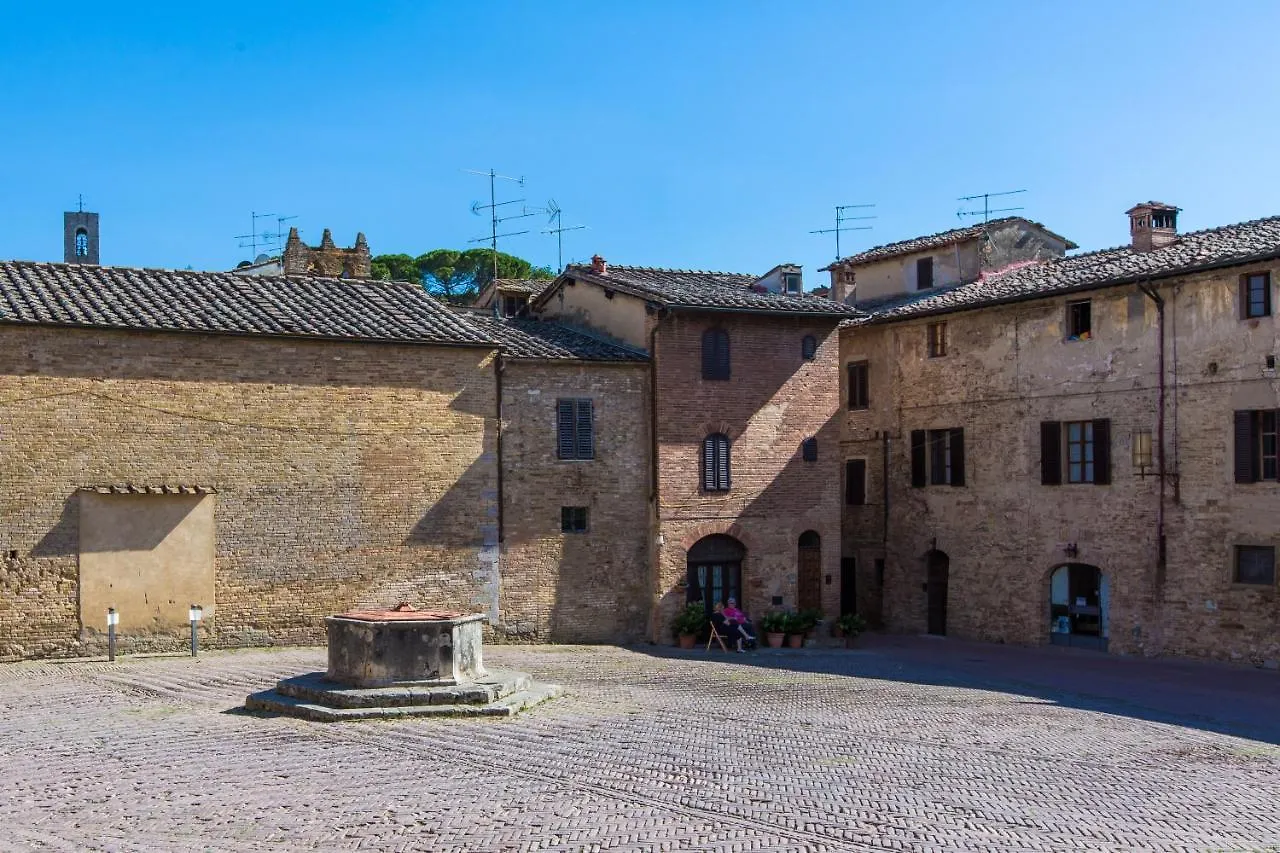 Cozy Sant'Agostino - Church View San Gimignano 0*,  Włochy